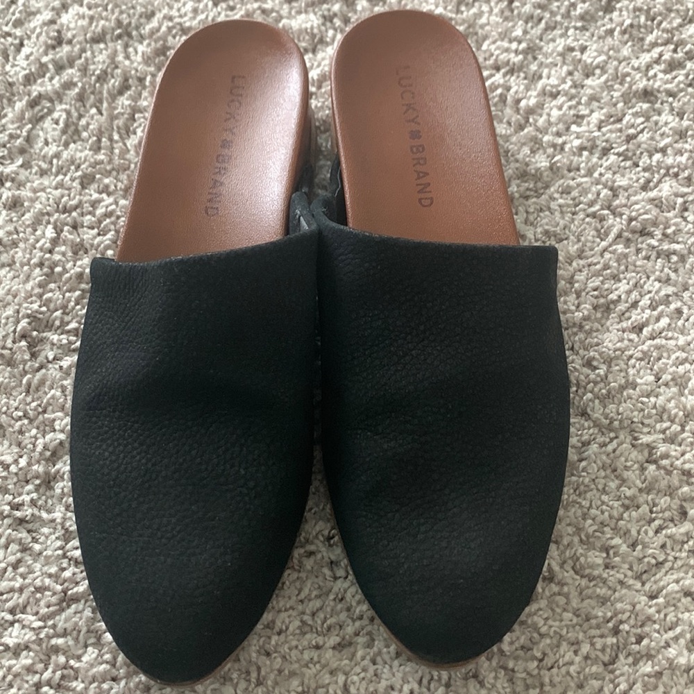 Lucky brand slippers